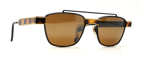 2009 Brown / Black: Featured Product Image